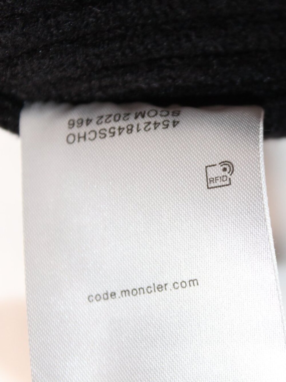 Moncler  Beanie Knit Hat One Size One Size O/S - Picture 6 of 6